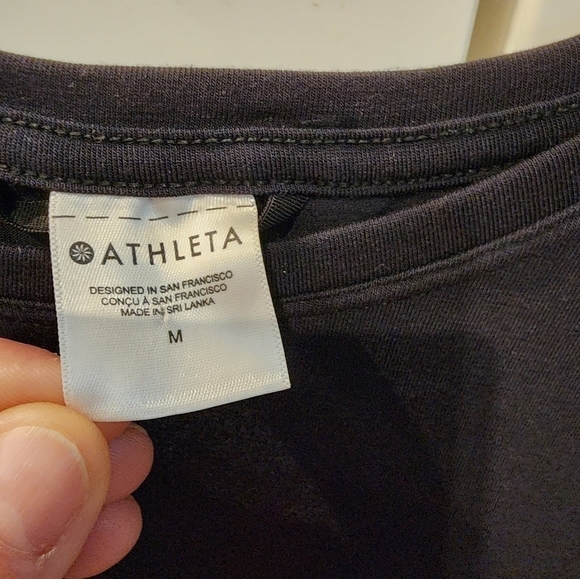 Athleta Air Cinch sleeveless Tank- top - Picture 7 of 7